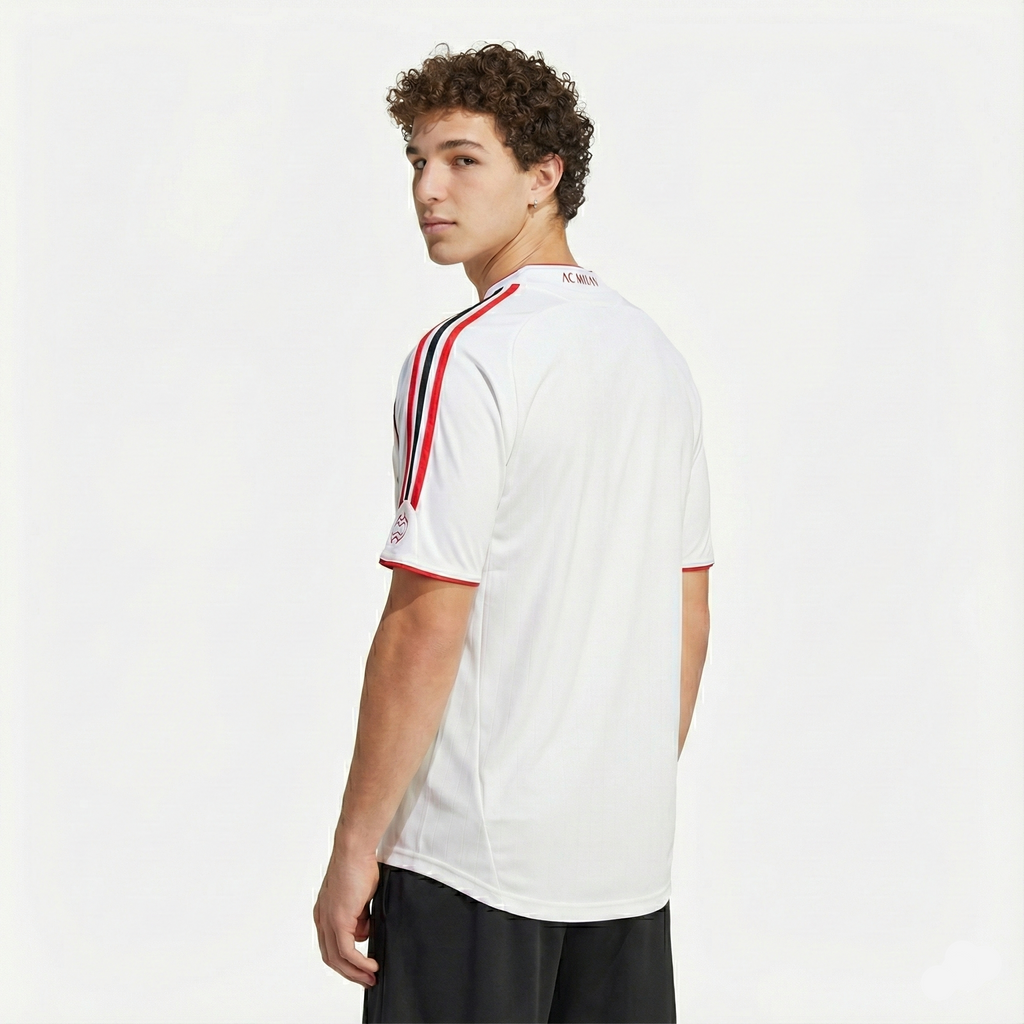 Amor ao Futebol Milan 2006/07 II Retro Jersey