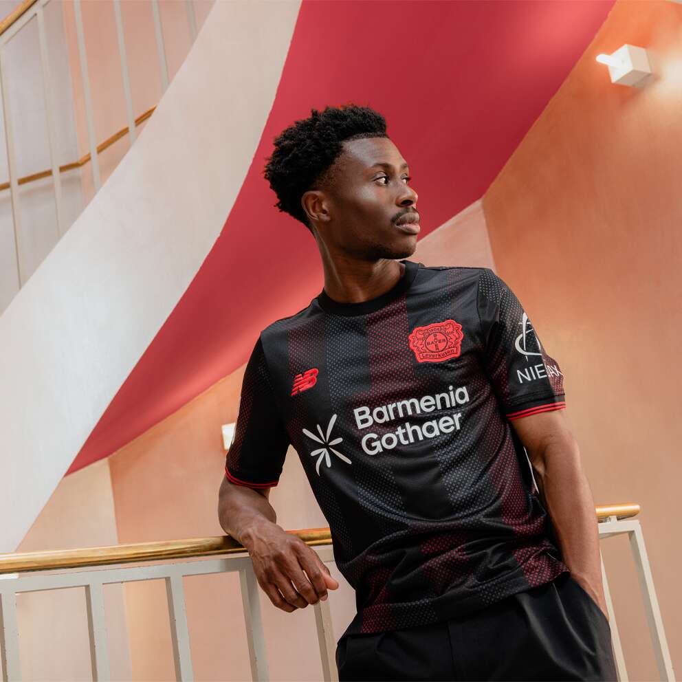 Amor ao Futebol Bayer Leverkusen 2025/26 Jersey